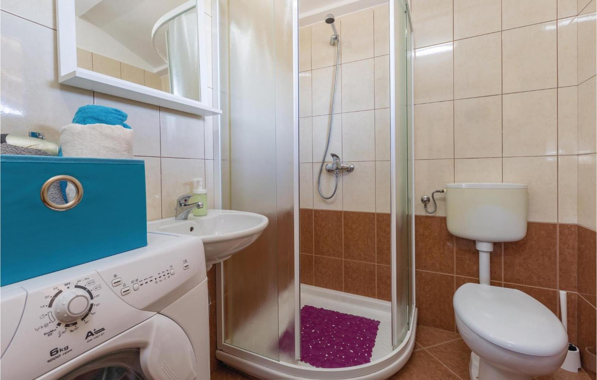 Amazing Apartment In Pazin With Wifi Katun Lindarski Extérieur photo